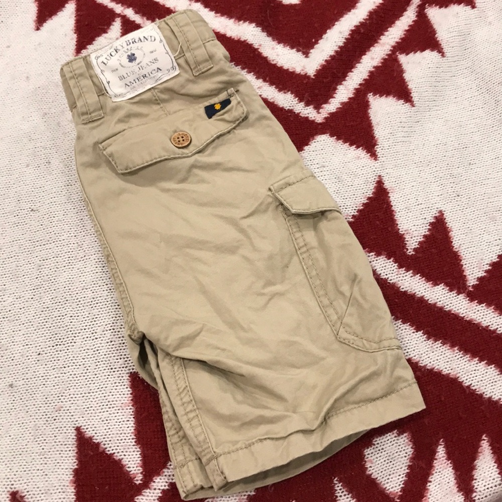 Khaki Shorts Lucky 🍀 Brand